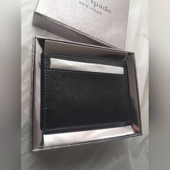 New Kate Spade Kenzie Black Card Holder NWT With Gift Box 🦋 - Picture 10 of 12